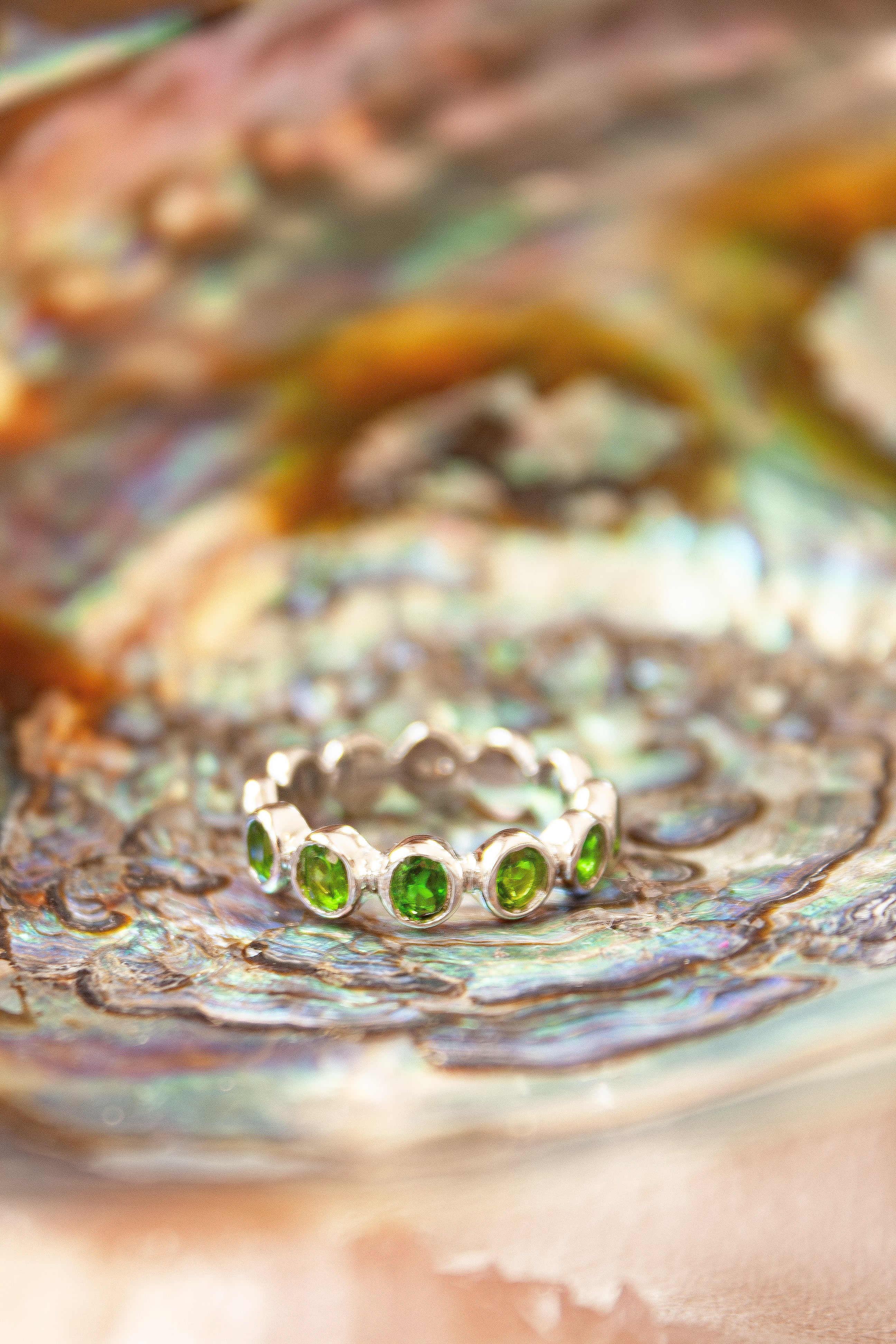Anillo  Antique con Savorita y cubierta en Rodio
