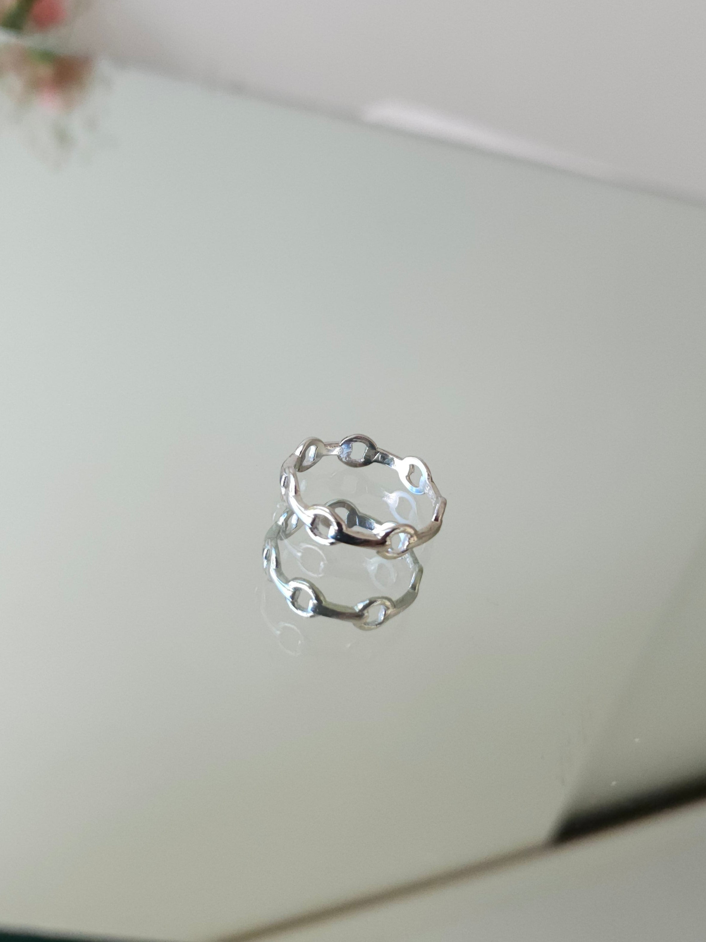 Anillo Cadena con cubierta en Rodio