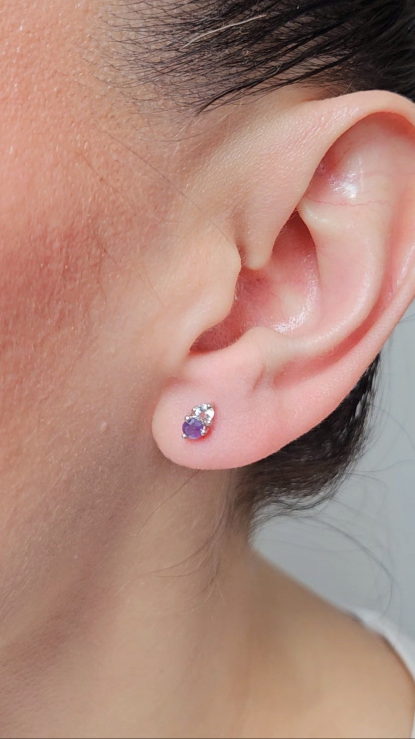 Aretes Dua con Amatista y Cuarzo blanco y cubierta en Rodio