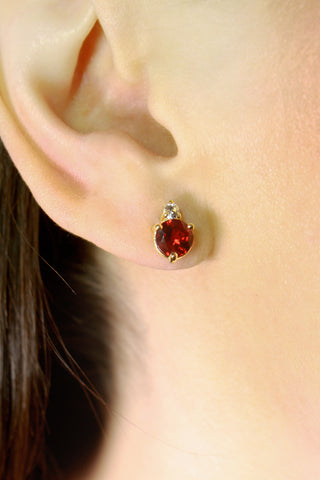 Aretes Kass con Granates y Cuarzo Blanco