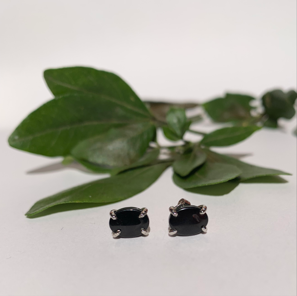 Aretes Onix cubierta en Rodio