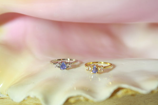 Anillo Tanzanita con cubierta en Oro