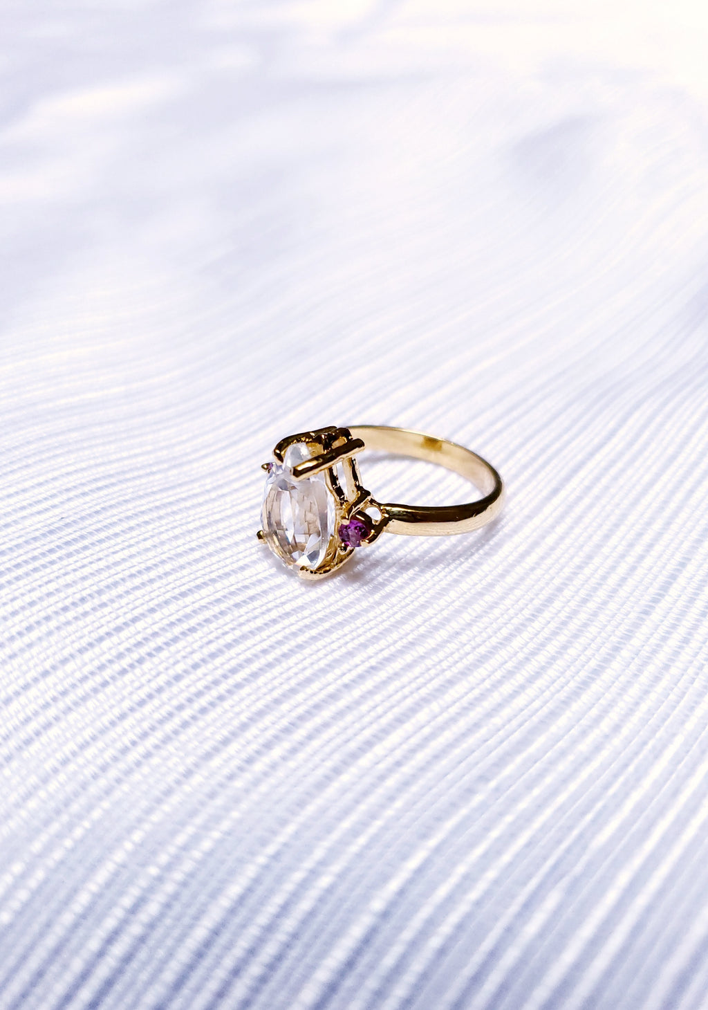 Anillo Adriana con Cuarzo Blanco