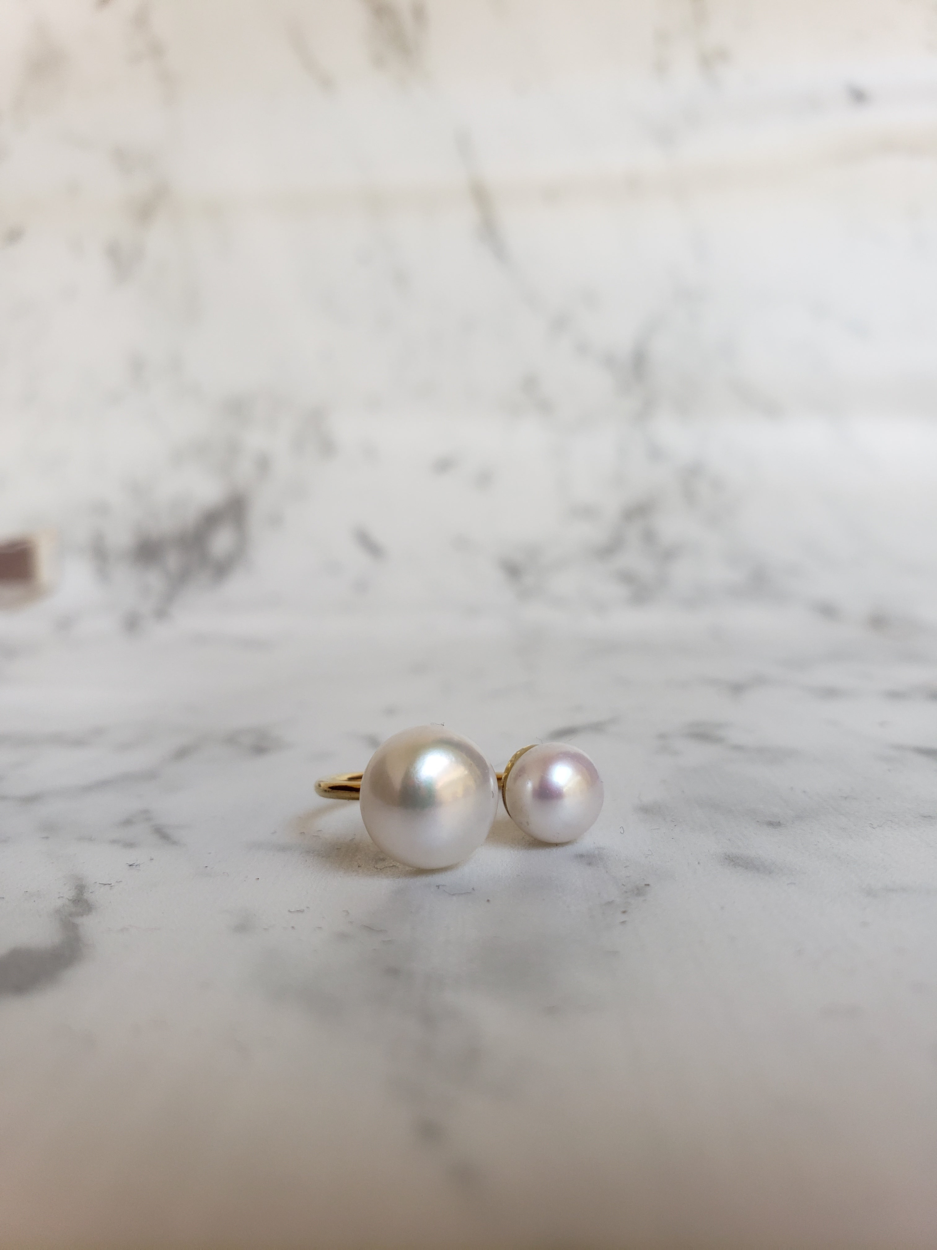 Anillo Doble Perla con cubierta en Oro