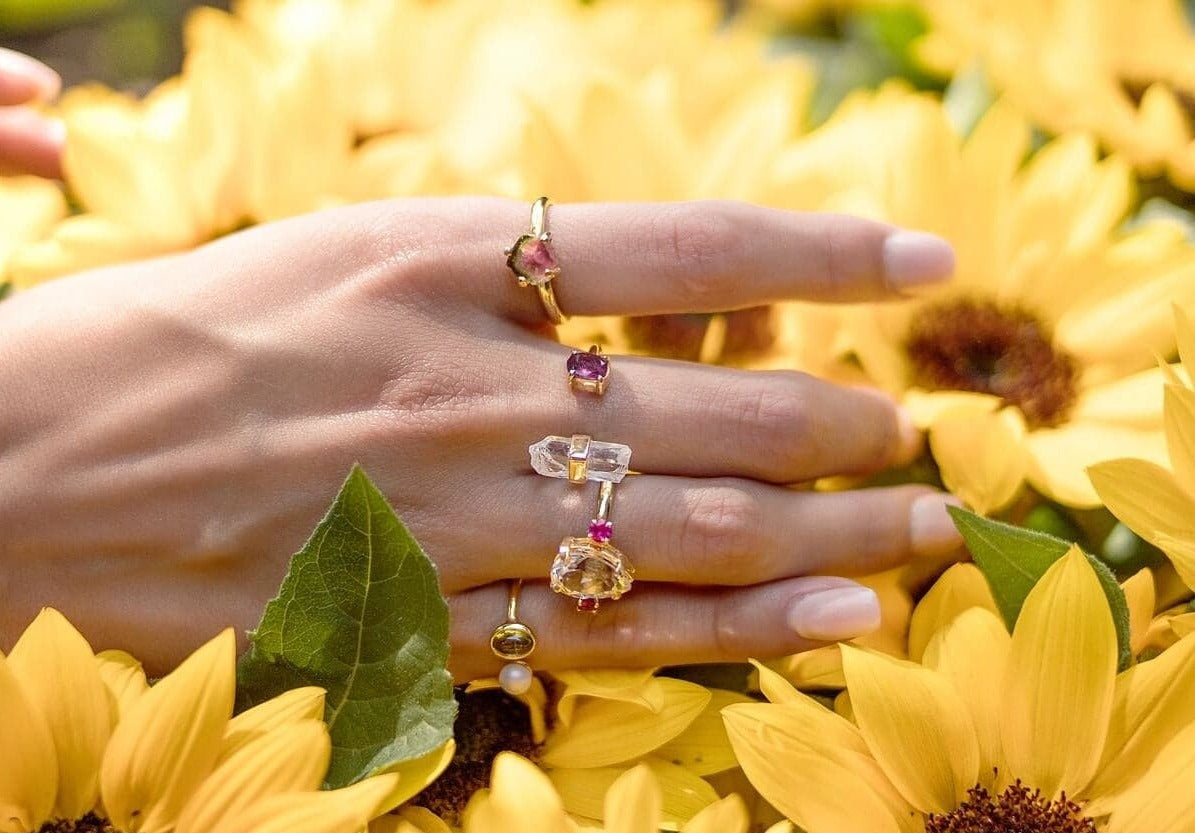 Anillo Cuarzo y Gema con Rodolita